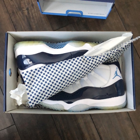 Nike Air Jordan 11 Retro Mens 9.5 - Picture 10 of 13